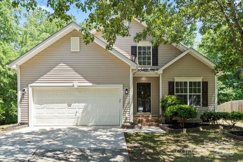 8347 Fox Swamp Road sold home in Reedy Creek Plantation, Charlotte, NC