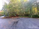 98 Oak Gate Drive sold home in Hendersonville, SC