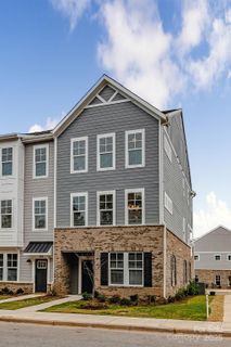 330 Armour Street sold home in Davidson Walk, Davidson, NC