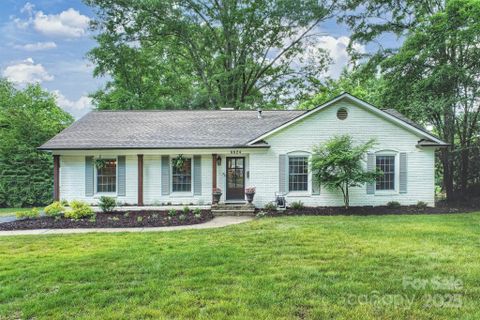 6624 Lancer Drive