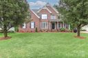 212 Forest Walk Way sold home in Mooresville, SC