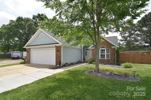 9051 Country Barn Court sold home in Steelechase, Charlotte, NC