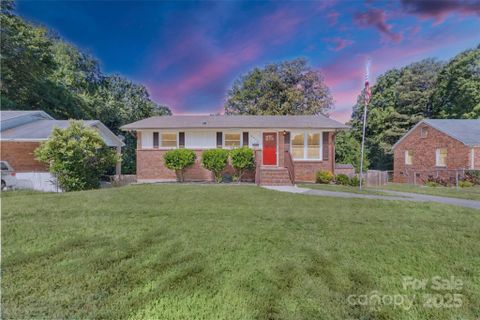 3400 Barfield Drive sold home in Clanton Park, Charlotte, NC