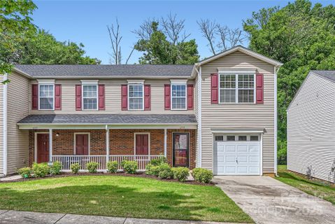 6335 Ziegler Lane sold home in Asbury Place, Charlotte, NC