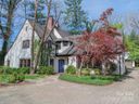 373 Vanderbilt Road sold home in Asheville, SC