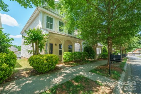 11530 Galashiels Drive sold home in The Oaks At McIlwaine, Huntersville, NC