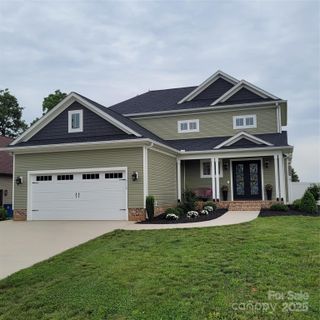5118 Regents Park Drive sold home in Abernethy Park, Hickory, NC