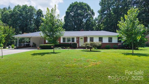 6003 Woodbridge Road sold home in Lake Forest, Charlotte, NC