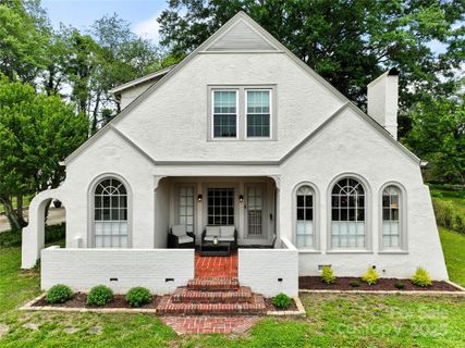 415 Norwood Street sold home in Maehill Park, Lenoir, NC