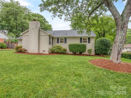 1227 Seneca Place