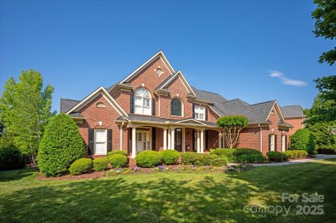 7507 Meadowgate Lane sold home in Weddington Chase, Waxhaw, NC