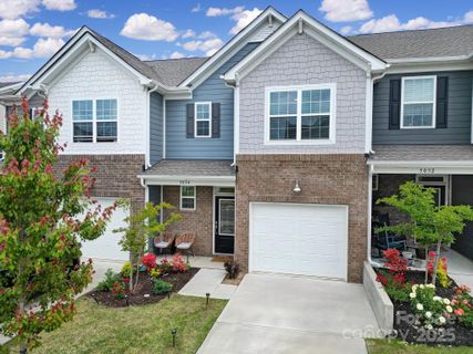 5034 Moss Pine Way sold home in Windhaven, Tega Cay, SC