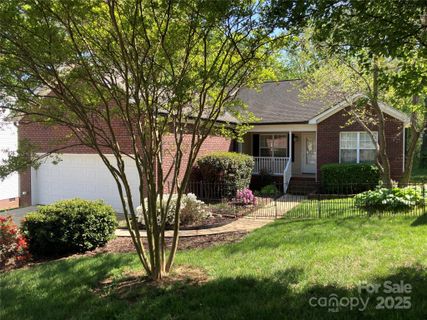 2339 Wednesbury Court sold home in Salem Creek, Kannapolis, NC