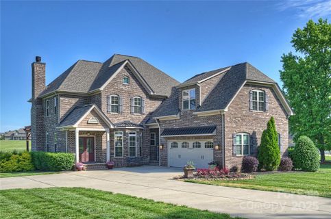 4941 Campobello Drive sold home in Old Gate, Monroe, NC