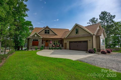 1099 Retreat Way sold home in The Woods At Molly Creek, Ridgeway, SC