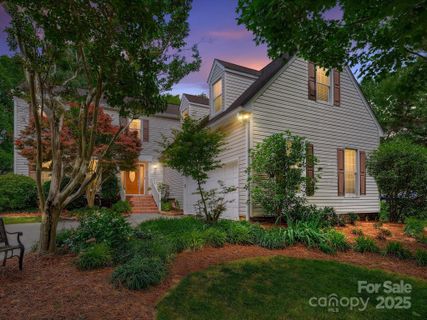 5716 Trimmings Court sold home in Sturnbridge, Charlotte, NC