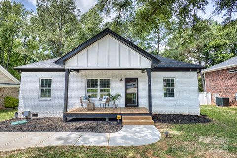 141 Ole Eastpointe Drive sold home in Ole Eastpointe, York, SC