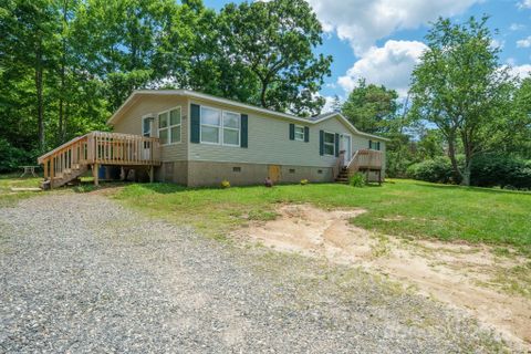3823 Silver Creek Terrace sold home in Silver Creek Estates, Morganton, NC