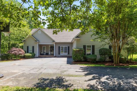 327 Wilby Drive sold home in Sardis Hills, Charlotte, NC