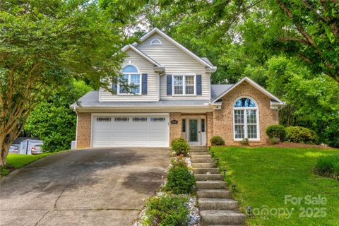 1066 Iveywood Place sold home in Rosewood, Concord, NC
