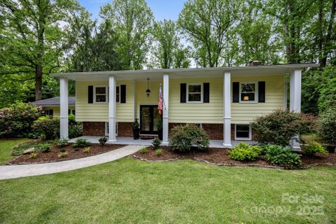 931 Indian Hill Road sold home in Indian Hill, Hendersonville, NC