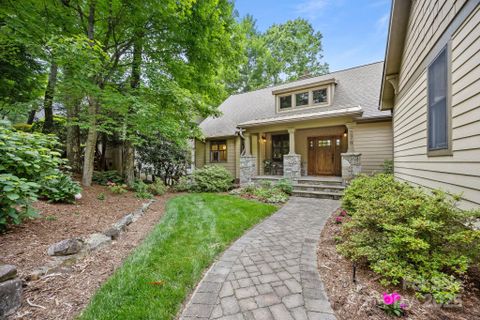 278 High Road Overlook sold home in Dunroy On Rutledge, Hendersonville, NC