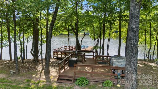 408 Emerald Bay Drive sold home in Emerald Bay, Salisbury, NC