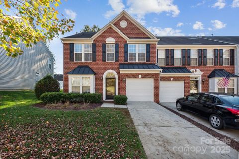 165 N Arcadian Way