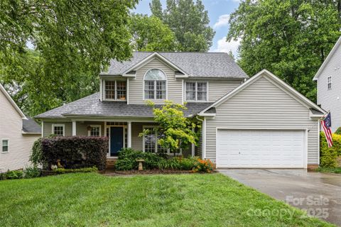 17318 Cambridge Grove Drive sold home in Cambridge Grove, Huntersville, NC