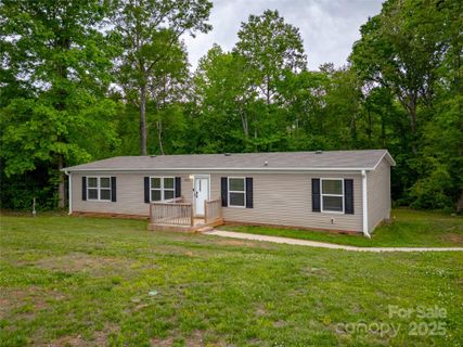 105 Peridot Drive sold home in Stones Edge, Statesville, NC