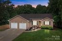 144 Sea Trail Drive sold home in Mooresville, SC
