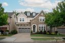 7913 Waverly Walk Avenue sold home in Charlotte, SC
