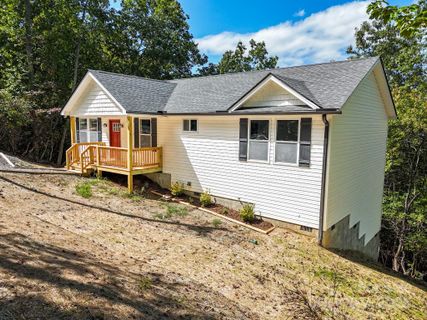 124 Erwin Hill Drive sold home in Laurel Cove Retreat, Etowah, NC