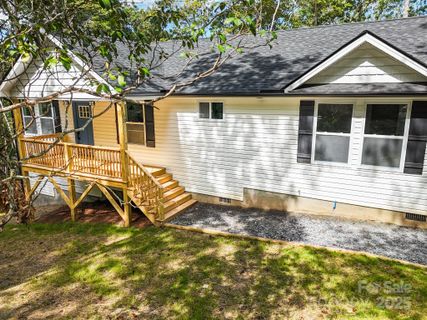168 Erwin Hill Drive sold home in Laurel Cove Retreat, Etowah, NC