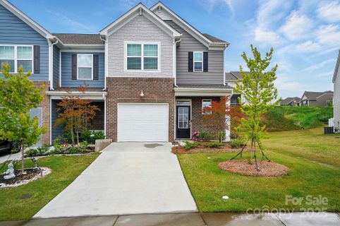 6037 Chelsea Oaks Ridge sold home in Windhaven, Tega Cay, SC
