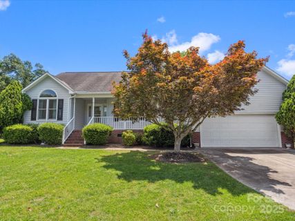 1028 Swaying Oats Drive sold home in Oak Creek, York, SC