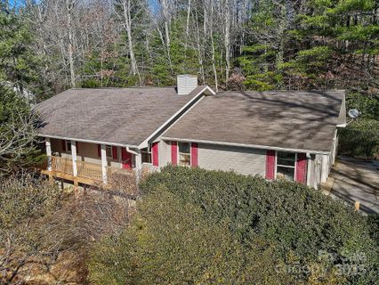 703 Cinnamon Way sold home in Cinnamon Woods, Flat Rock, NC