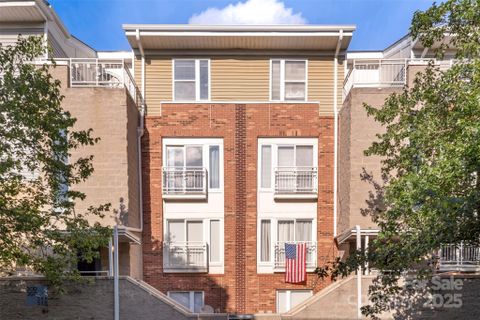 511 Donatello Avenue sold home in The Renaissance, Charlotte, NC