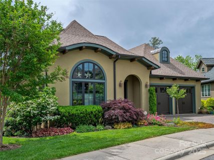 63 Chantilly Drive sold home in Thoms Estate, Asheville, NC