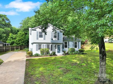 8514 Timber Crest Circle