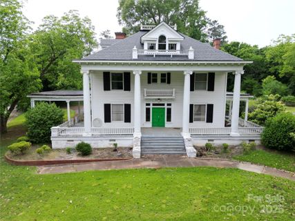 206 Rose Terrace