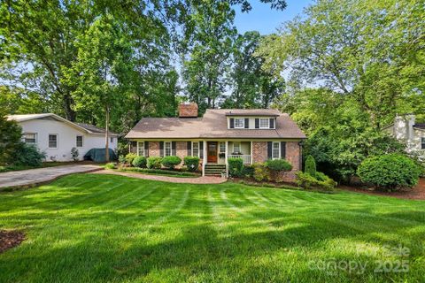 2025 Sagamore Road