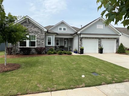 7057 Kingfisher Way