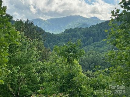 0 Iverness Drive sold home in Junaluska Highlands, Waynesville, NC