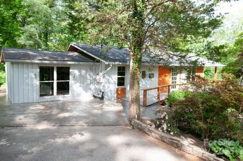 21 W Rash Road sold home in J A Baker, Asheville, NC
