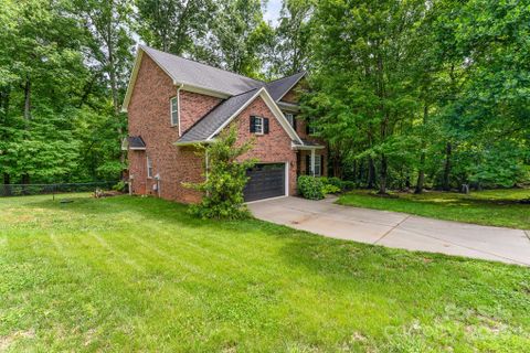 530 Shady Oaks Drive sold home in Shady Oaks, Stanley, NC