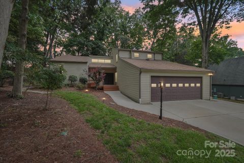 8117 Rising Meadow Road