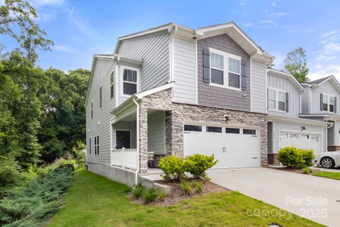 1028 Maltby Street sold home in Enclave At City Park, Charlotte, NC