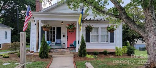 105 N Central Avenue sold home in Downtown, Belmont, NC