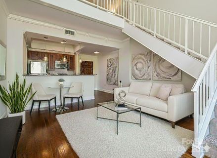 Previously sold for $465,000